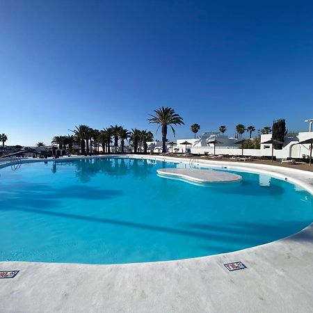 First Floor Apartment With Sea View, Costa Teguise Kültér fotó